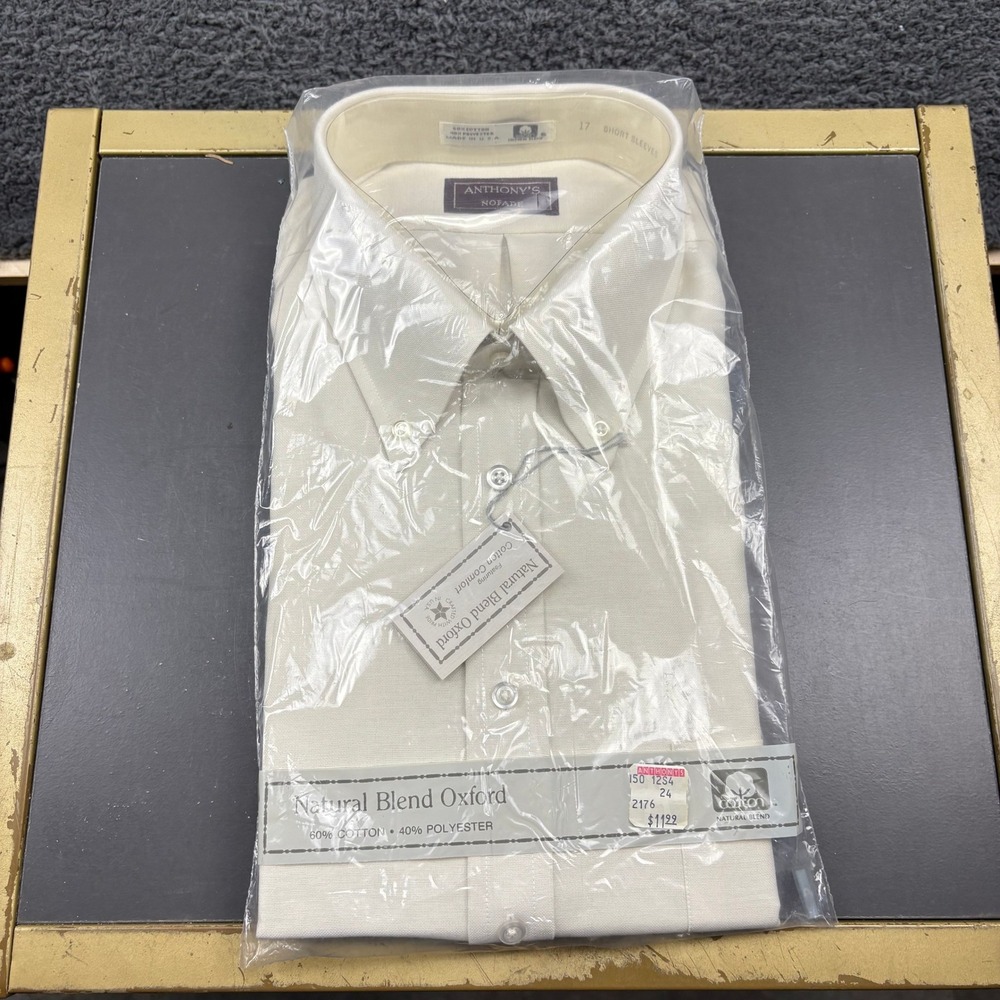 Anthony's Nofade Natural Blend Oxford Men's‎ Short Sleeve Shirt - Size 17